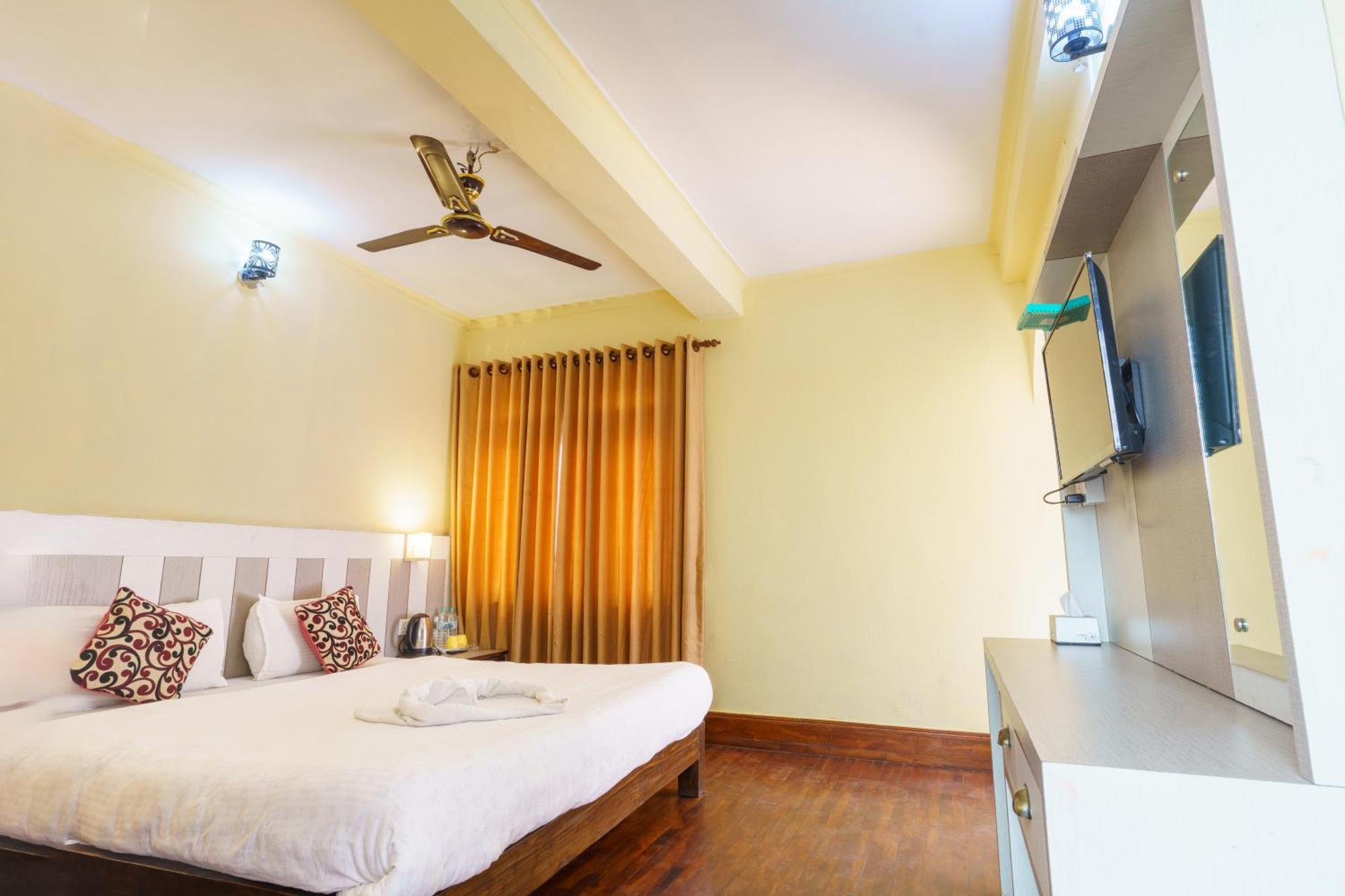 Hotel Angel Pokhara Zewnętrze zdjęcie