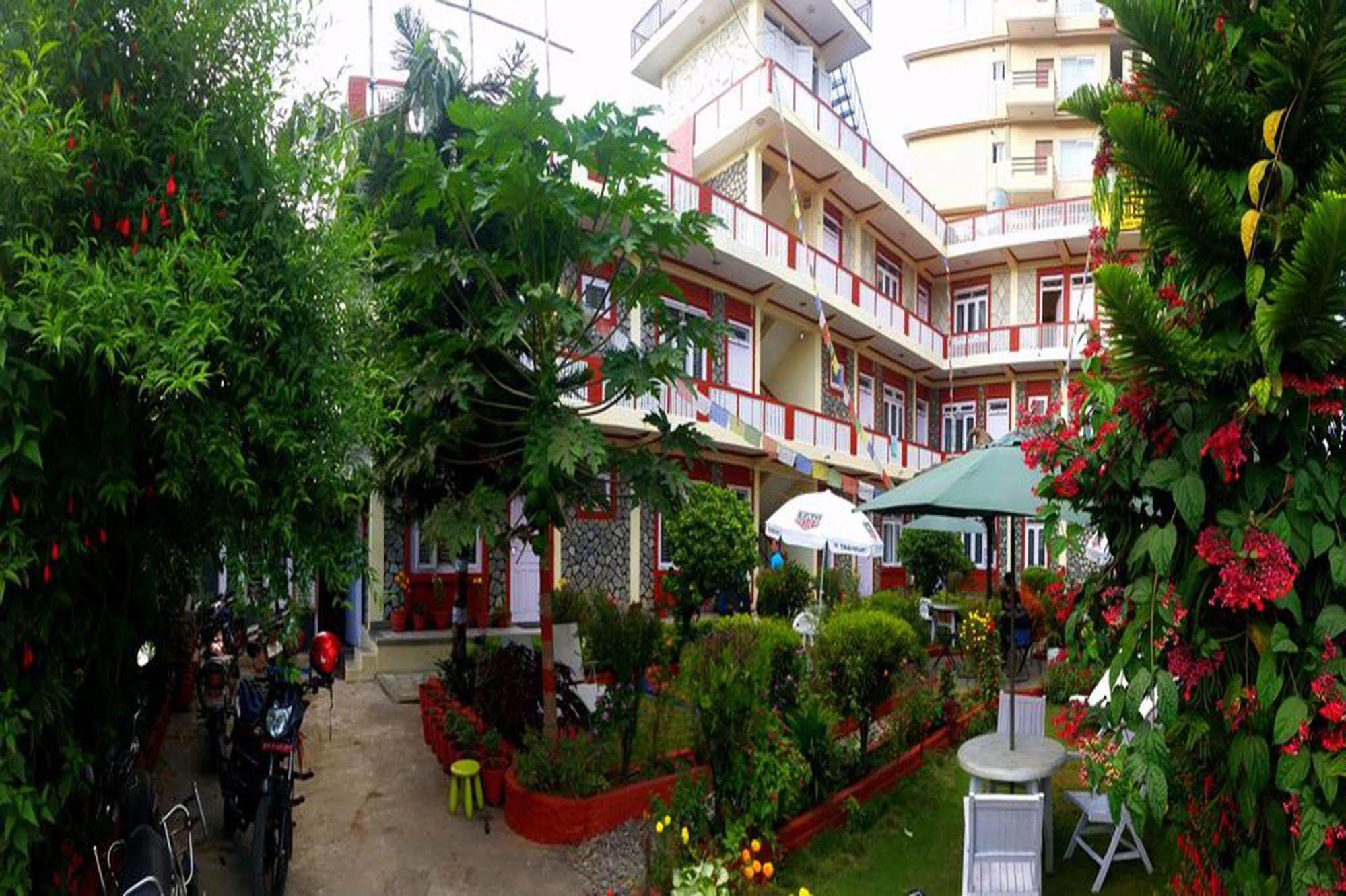 Hotel Angel Pokhara Zewnętrze zdjęcie