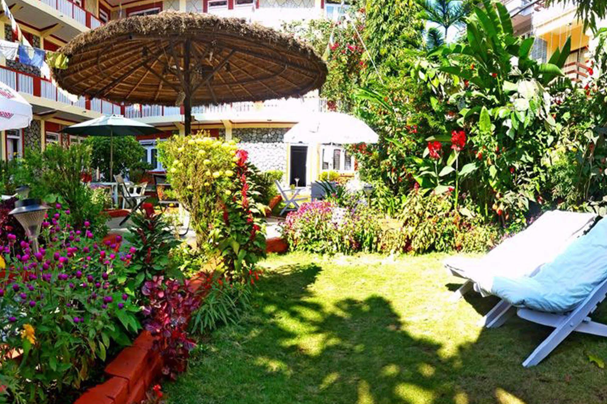Hotel Angel Pokhara Zewnętrze zdjęcie